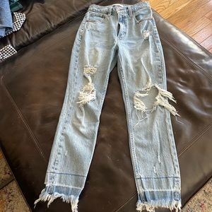 Abercrombie High Rise Mom Jeans - light was w/rips